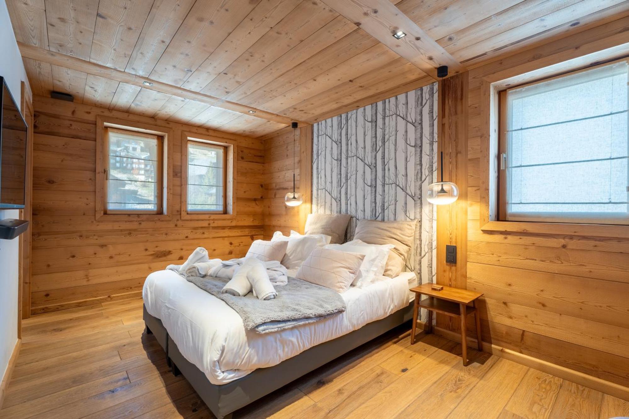 Superior Chalet